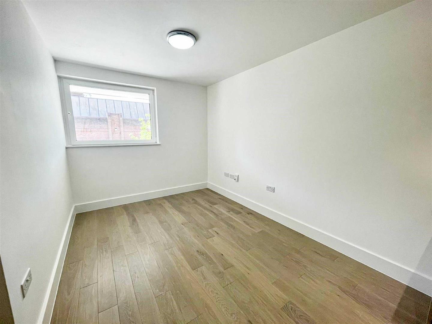 152 Silbury Boulevard, Milton Keynes